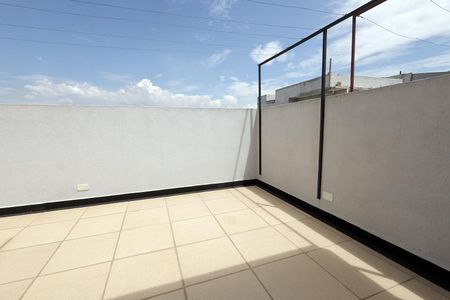 Casa à venda com 141m², 4 quartos e 2 vagasSacada 1