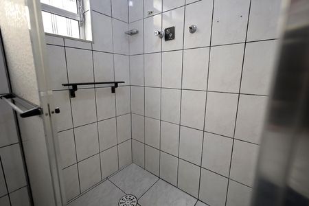 Casa à venda com 141m², 4 quartos e 2 vagasBanheiro