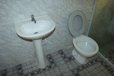 Casa para alugar com 60m², 1 quarto e sem vagaBanheiro