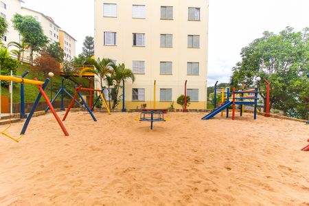 Apartamento para alugar com 50m², 2 quartos e 1 vagaÁrea comum - Playground
