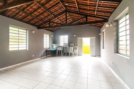 Apartamento para alugar com 50m², 2 quartos e 1 vagaÁrea comum - Salão de festas