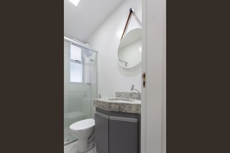 Apartamento para alugar com 69m², 2 quartos e 2 vagasBanheiro social