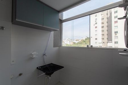 Apartamento para alugar com 69m², 2 quartos e 2 vagasÁrea de serviço