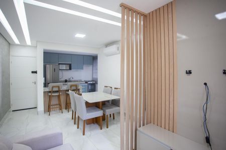 Sala de apartamento para alugar com 2 quartos, 69m² em Cabral, Contagem