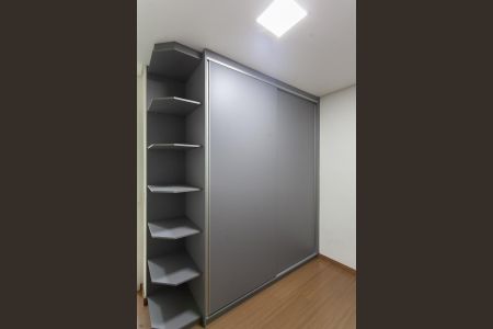 Apartamento para alugar com 69m², 2 quartos e 2 vagasQuarto