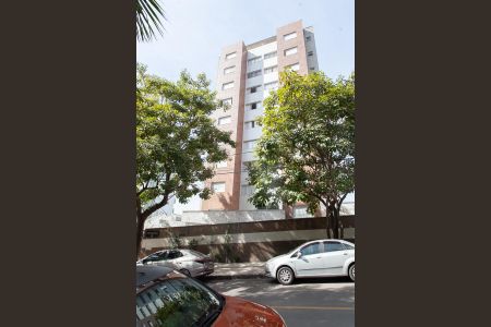 Apartamento para alugar com 69m², 2 quartos e 2 vagasFachada