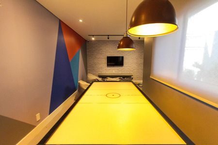 Apartamento à venda com 35m², 2 quartos e sem vaga Apartamento à venda com 35m², 2 quartos e sem vagaSala de Jogos