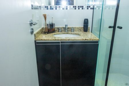 Casa para alugar com 88m², 3 quartos e 2 vagasBanheiro