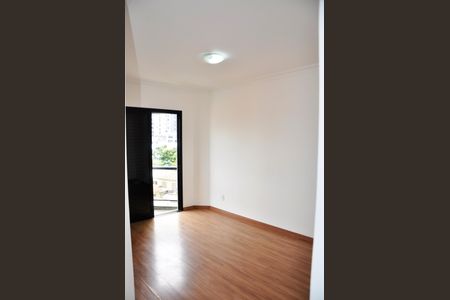 Apartamento para alugar com 99m², 3 quartos e 3 vagas Apartamento para alugar com 99m², 3 quartos e 3 vagasDetalhe - Quarto 01 com Suíte