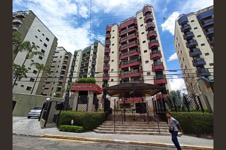 Apartamento para alugar com 99m², 3 quartos e 3 vagas Apartamento para alugar com 99m², 3 quartos e 3 vagasFachada do Prédio