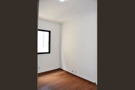 Apartamento para alugar com 99m², 3 quartos e 3 vagas Apartamento para alugar com 99m², 3 quartos e 3 vagasDetalhe - Quarto 02