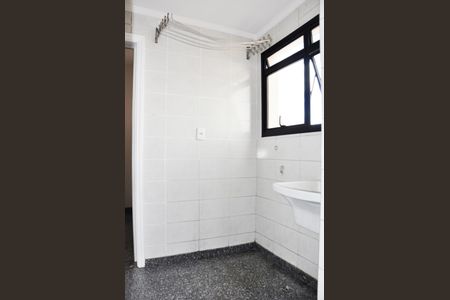 Apartamento para alugar com 99m², 3 quartos e 3 vagas Apartamento para alugar com 99m², 3 quartos e 3 vagasDetalhe - Área de Serviço