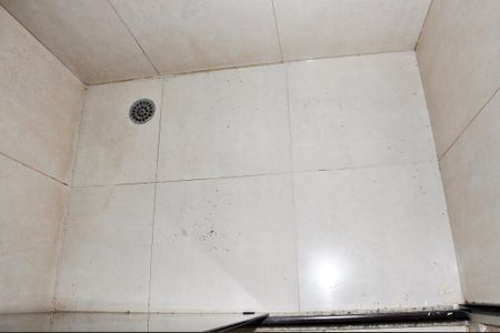 Apartamento para alugar com 99m², 3 quartos e 3 vagas Apartamento para alugar com 99m², 3 quartos e 3 vagasDetalhe - Banheiro Social