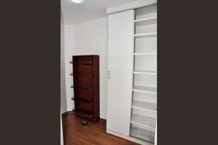 Apartamento para alugar com 99m², 3 quartos e 3 vagas Apartamento para alugar com 99m², 3 quartos e 3 vagasDetalhe - Quarto 01 com Suíte