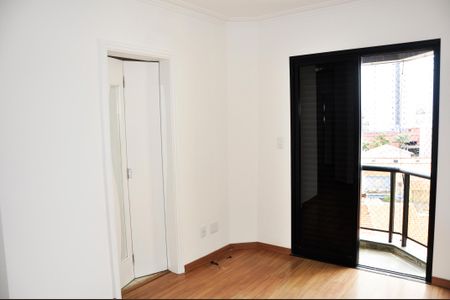 Apartamento para alugar com 99m², 3 quartos e 3 vagas Apartamento para alugar com 99m², 3 quartos e 3 vagasDetalhe - Quarto 01 com Suíte