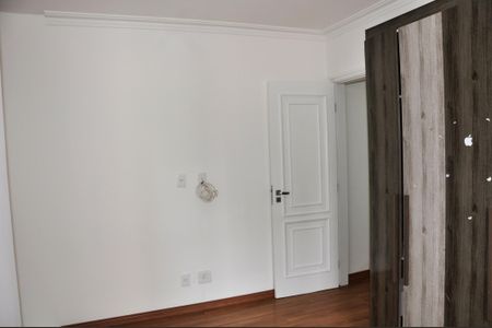 Apartamento para alugar com 99m², 3 quartos e 3 vagas Apartamento para alugar com 99m², 3 quartos e 3 vagasDetalhe - Quarto 02