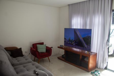 Casa para alugar com 260m², 5 quartos e 2 vagasSala