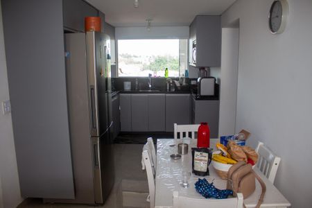 Casa para alugar com 260m², 5 quartos e 2 vagasCozinha