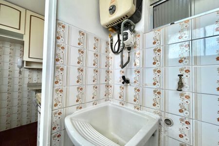 Apartamento à venda com 70m², 3 quartos e 1 vagaÁrea de Serviço