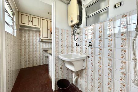 Apartamento à venda com 70m², 3 quartos e 1 vagaÁrea de Serviço