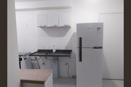 Apartamento para alugar com 34m², 2 quartos e sem vaga