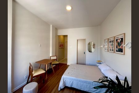 Apartamento à venda com 22m², 1 quarto e sem vagaQuarto