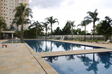 Apartamento à venda com 92m², 3 quartos e 2 vagas Apartamento à venda com 92m², 3 quartos e 2 vagasÁrea comum - Piscina