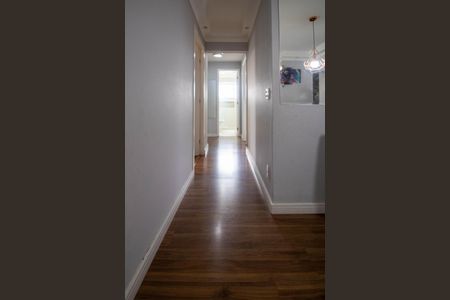 Apartamento à venda com 92m², 3 quartos e 2 vagas Apartamento à venda com 92m², 3 quartos e 2 vagasCorredor