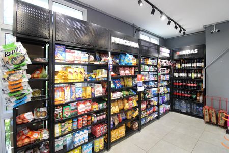 Apartamento à venda com 92m², 3 quartos e 2 vagas Apartamento à venda com 92m², 3 quartos e 2 vagasMercadinho