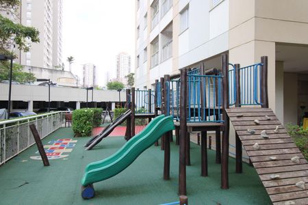 Apartamento à venda com 92m², 3 quartos e 2 vagas Apartamento à venda com 92m², 3 quartos e 2 vagasÁrea comum - Playground