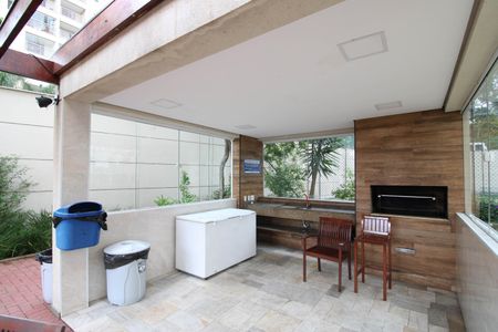 Apartamento à venda com 92m², 3 quartos e 2 vagas Apartamento à venda com 92m², 3 quartos e 2 vagasChurrasqueira