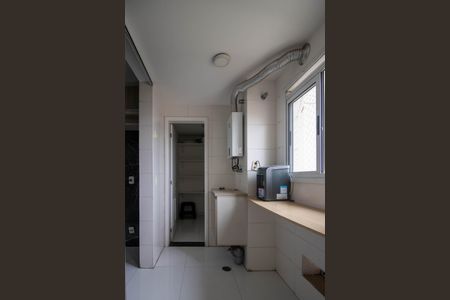 Apartamento à venda com 92m², 3 quartos e 2 vagas Apartamento à venda com 92m², 3 quartos e 2 vagasÁrea de Serviço