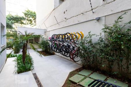 Apartamento para alugar com 34m², 1 quarto e sem vagaÁrea comum - Bicicletário