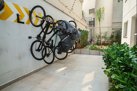 Apartamento para alugar com 34m², 1 quarto e sem vagaÁrea comum - Bicicletário