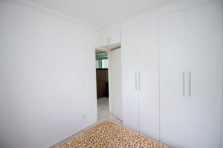 Quarto 1 de apartamento à venda com 2 quartos, 49m² em Arvoredo, Contagem