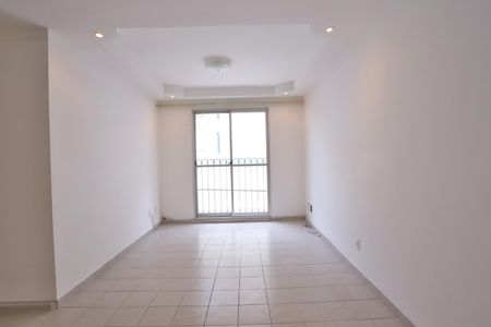 Apartamento para alugar com 76m², 2 quartos e 1 vagaSala