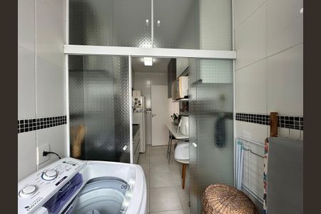 Apartamento à venda com 53m², 2 quartos e 1 vaga Apartamento à venda com 53m², 2 quartos e 1 vagaÁrea de Serviço