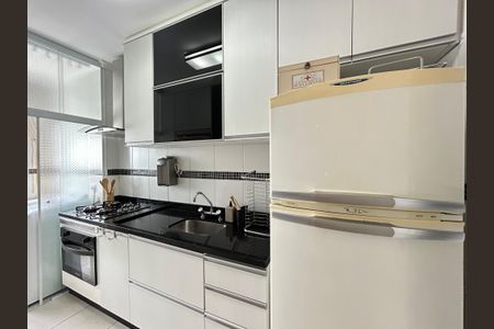 Apartamento à venda com 53m², 2 quartos e 1 vaga Apartamento à venda com 53m², 2 quartos e 1 vagaCozinha