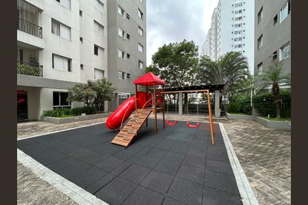 Apartamento à venda com 53m², 2 quartos e 1 vaga Apartamento à venda com 53m², 2 quartos e 1 vagaÁrea comum - Playground