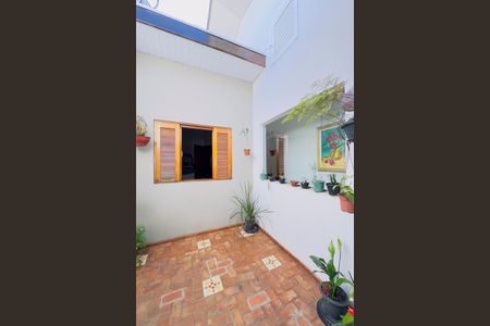 Casa para alugar com 3 quartos, 98m² em Vila Branca, Jacareí