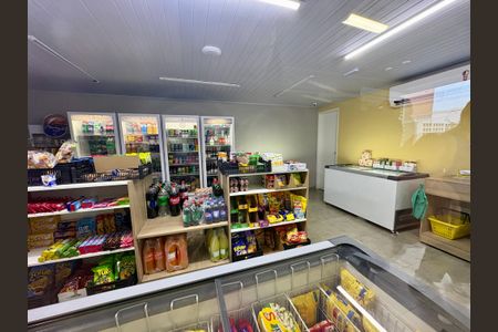 Apartamento à venda com 51m², 2 quartos e 1 vaga Apartamento à venda com 51m², 2 quartos e 1 vagaÁrea comum - Mini Mercado