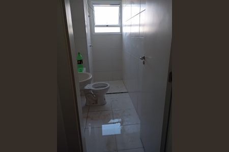 Banheiro de apartamento para alugar com 2 quartos, 42m² em Jardim Basilicata, Sumaré