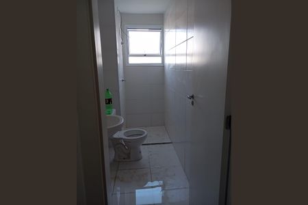 Banheiro de apartamento para alugar com 2 quartos, 42m² em Jardim Basilicata, Sumaré