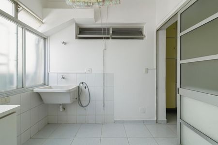 Apartamento para alugar com 170m², 3 quartos e 1 vagaÁrea de Serviço