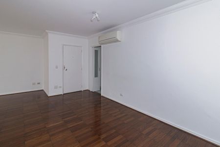 Apartamento para alugar com 170m², 3 quartos e 1 vagaSala