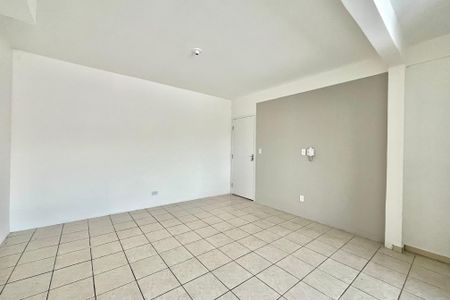 Sala/Quarto de kitnet/studio para alugar com 1 quarto, 30m² em Jardim Oriental, São Paulo