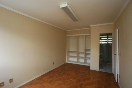 Apartamento para alugar com 94m², 2 quartos e 1 vagasuíte