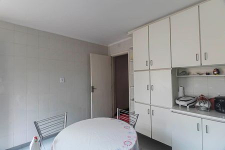 Casa à venda com 50m², 2 quartos e 1 vaga