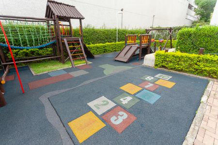 Apartamento para alugar com 81m², 3 quartos e 2 vagasÁrea comum - Playground
