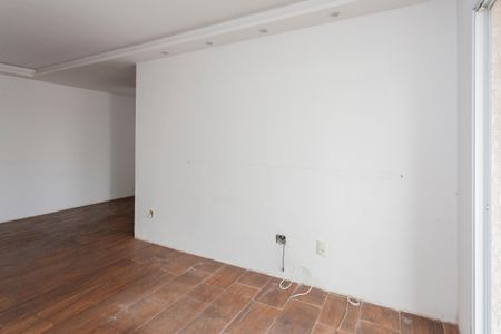 Sala de apartamento para alugar com 3 quartos, 81m² em Vila Isa, São Paulo